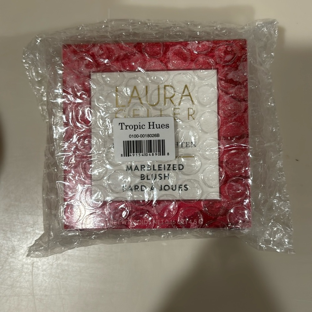 BRAND NEW LAURA GELLER MARBLEIZED BLUSH! Never opened!